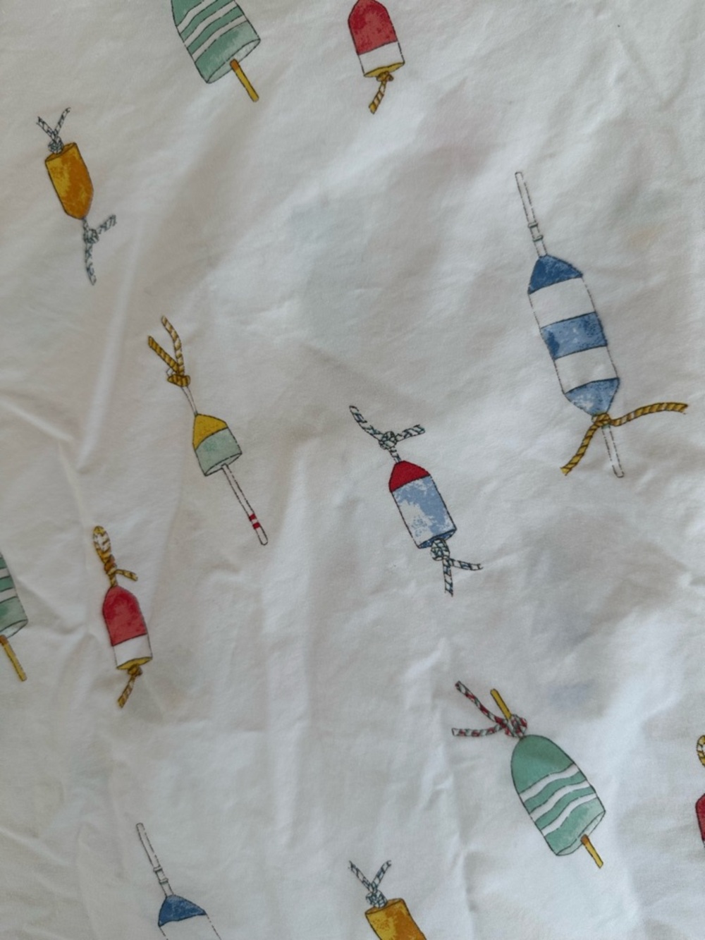L.L. Bean Sara Fitz Buoy Percale King Duvet, fitted sheet, 2 pillowcases/shams - Picture 6 of 8